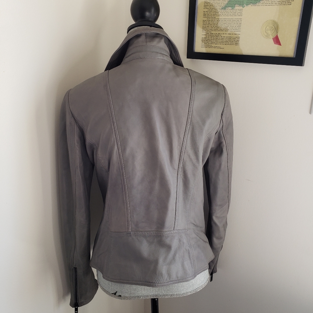 Danier Gray Women's Jacket - Picture 3 of 3